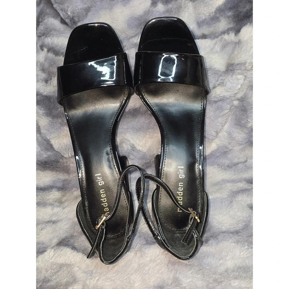 NWB Madden‎ Girl Omega Platform Sandals Black Patent Block Heel Womens 11